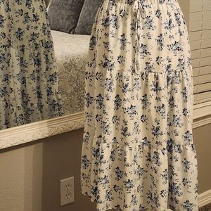 Floral Print Maxi Skirt - Blue and White